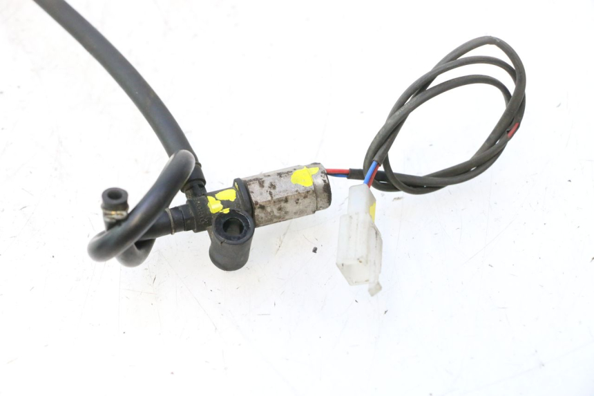 photo de SENSOR PRESION AIRE SYM FIDDLE 3 III 50 (2014 - 2020) - Estado de la superficie y material