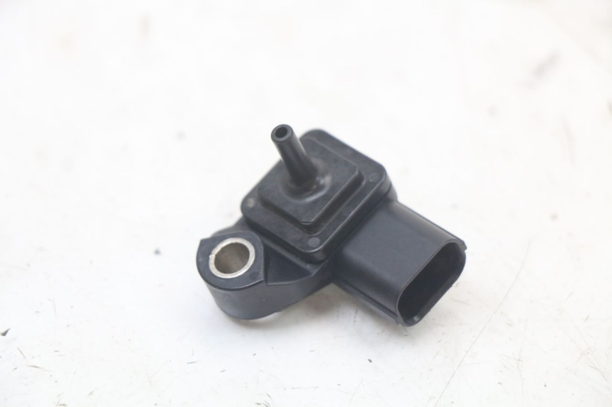 photo de SENSOR DE PRESIÓN DE AIRE YAMAHA FJR ABS 1300 (2006 - 2012) - Detalle de la pieza