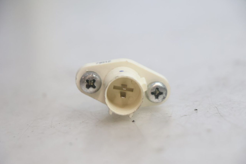 photo de SENSOR DE PRESIÓN DE AIRE HONDA FJS SILVER WING SILVERWING 400 (2005 - 2008) - Zoom estado de uso