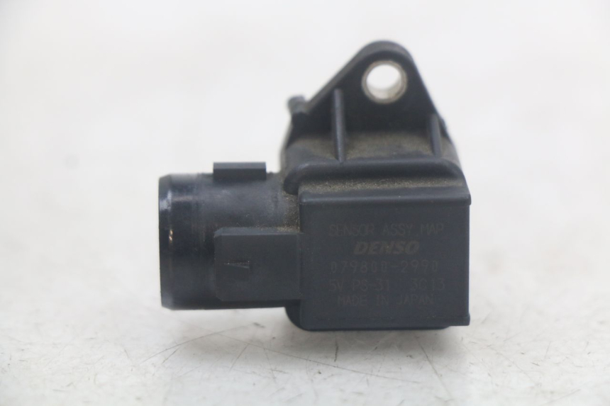 photo de SENSOR PRESION AIRE HONDA FJS SILVERWING SILVER WING 600 (2001 - 2010) - Zoom estado de uso
