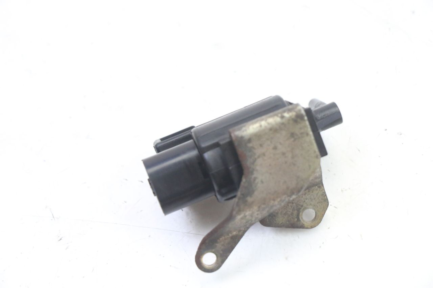 photo de SONDA DE PRESIÓN DE AIRE SUZUKI GS GSE 500 (2001 - 2003) - Primer plano técnico