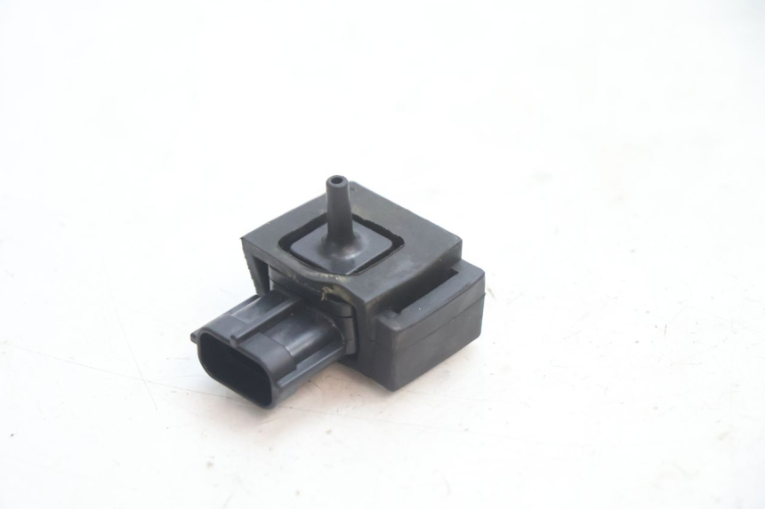 photo de SENSOR PRESION AIRE SUZUKI GSR 600 (2005 - 2012) - Vista principal