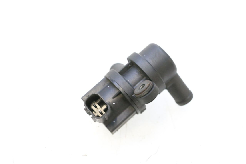 photo de SENSOR PRESION AIRE SYM GTS EVO 125 (2009 - 2013) - Otra perspectiva