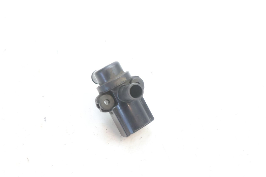 photo de SENSOR PRESION AIRE PIAGGIO LIBERTY IGET 4T 50 (2021 - 2025) - Otra perspectiva