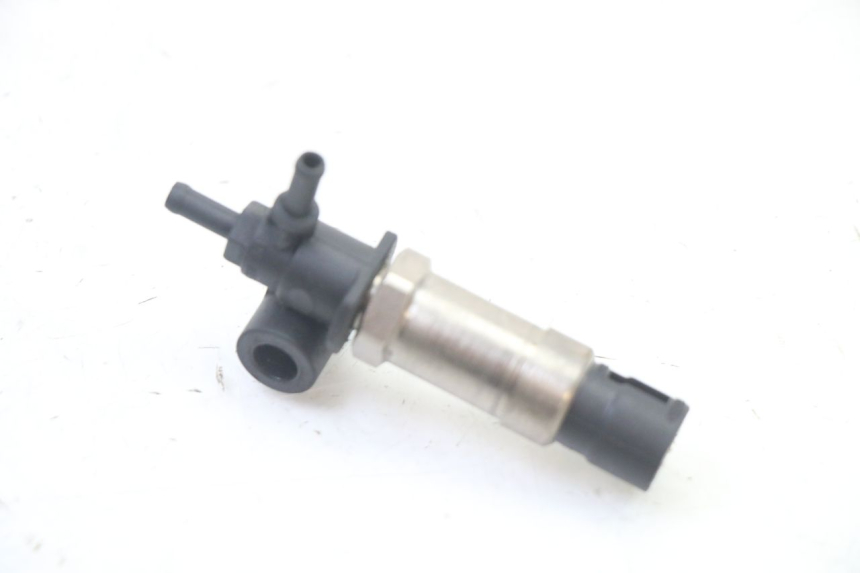 photo de SENSOR DE PRESIÓN DE AIRE PIAGGIO NEW TYPHOON 50 (2018 - 2021) - Zoom estado de uso