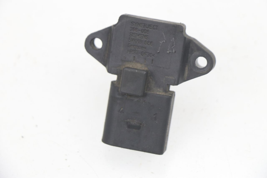 photo de SENSOR PRESION AIRE PEUGEOT SATELIS 125 (2006 - 2009) - Zoom estado de uso