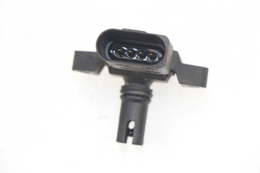 photo de SENSOR PRESION AIRE PEUGEOT SATELIS 125 (2006 - 2009) - Otra perspectiva