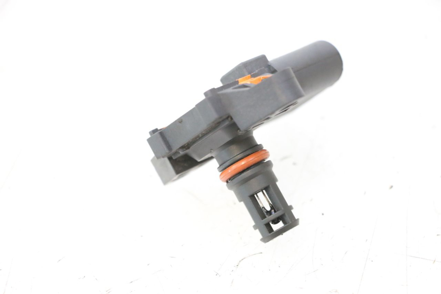 photo de SENSOR PRESION AIRE PEUGEOT SATELIS 125 (2006 - 2009) - Primer plano técnico