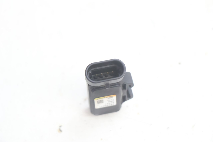 photo de SENSOR PRESION AIRE MASH SEVENTY FIVE 125 (2013 - 2021) - Otra perspectiva