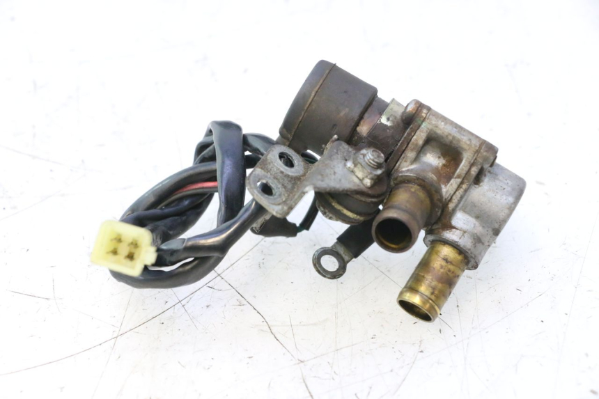 photo de SENSOR PRESION AIRE HONDA SH 125 (2001 - 2003) - Primer plano técnico
