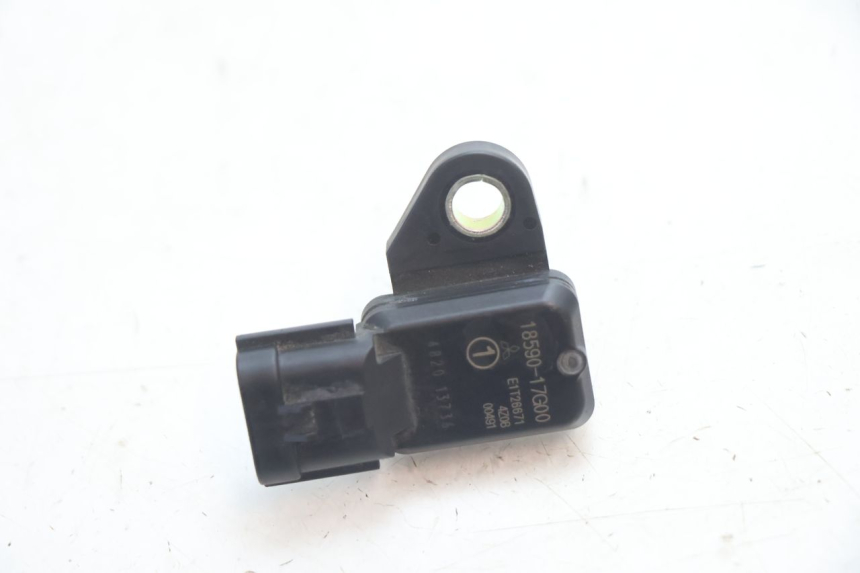photo de SENSOR PRESION AIRE SUZUKI SV S 650 (2003 - 2009) - Zoom estado de uso