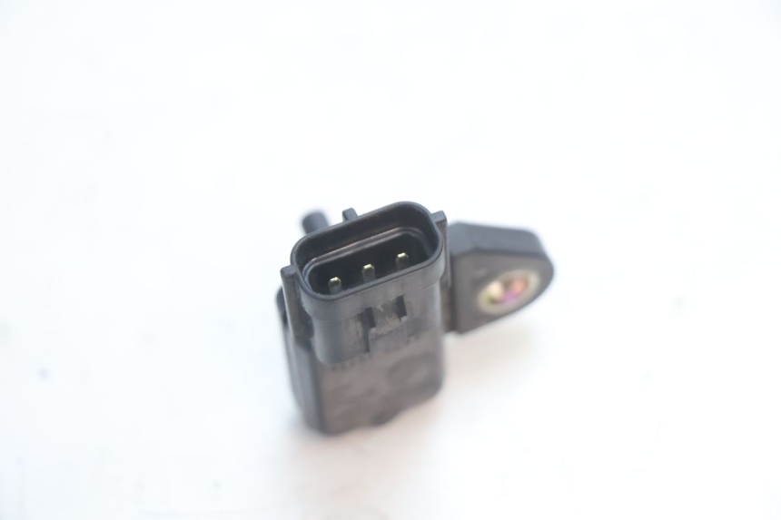 photo de SENSOR PRESION AIRE SUZUKI SV S 650 (2003 - 2009) - Otra perspectiva