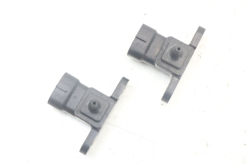 photo de SONDA PRESIÓN DE AIRE YAMAHA TDM ABS 900 (2002 - 2014) - Zoom estado de uso