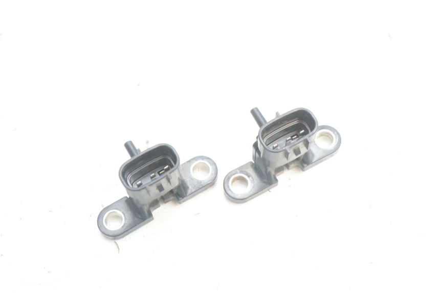 photo de SENSOR PRESION AIRE YAMAHA TDM ABS 900 (2002 - 2014) - Zoom estado de uso