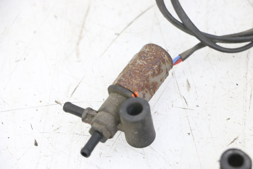 photo de SENSOR PRESION AIRE PEUGEOT TWEET PRO CARGO 50 (2018 - 2022) - Primer plano técnico