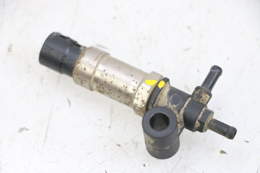 photo de SENSOR PRESION AIRE YAMAHA TZR 50 (2008 - 2016) - Primer plano técnico