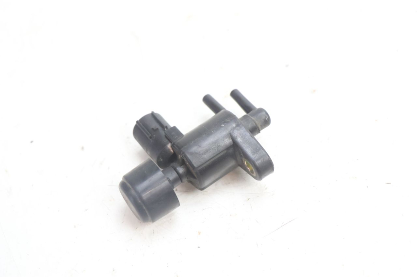 photo de SONDA PRESIÓN DE AIRE HONDA VFR FI RC46 800 (1998 - 2001) - Detalle de la pieza