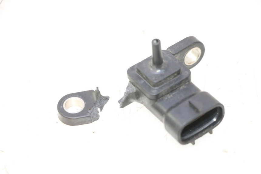 photo de SENSOR DE PRESIÓN DE AIRE YAMAHA XMAX X-MAX 125 (2006 - 2009) - Vista principal