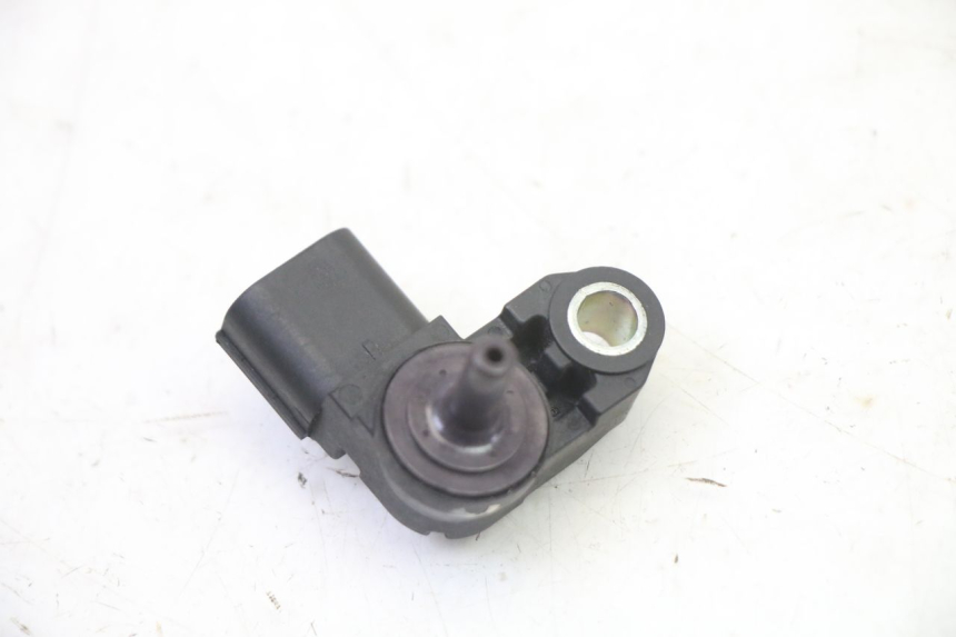 photo de SENSOR PRESION AIRE YAMAHA XJ6 ABS 600 (2008 - 2016) - Zoom estado de uso