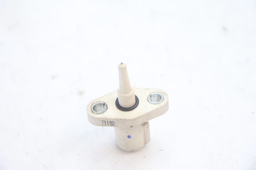 photo de SENSOR PRESION AIRE HONDA XLV VARADERO 125 (2007 - 2012) - Zoom estado de uso