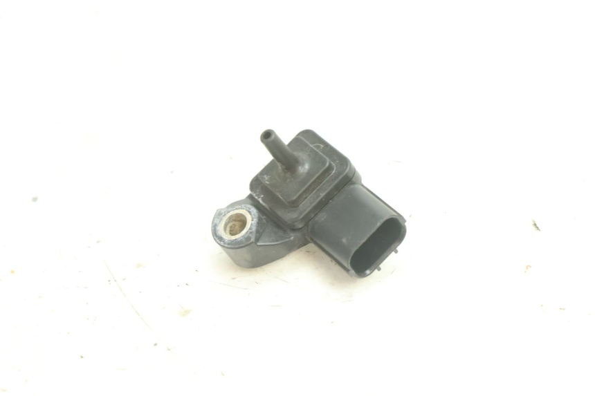 photo de SENSOR PRESION AIRE YAMAHA YZF R6 600 (2008 - 2009) - Zoom estado de uso