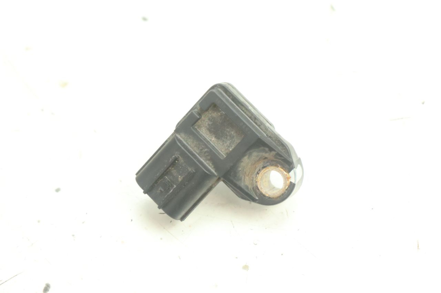 photo de SENSOR PRESION AIRE YAMAHA YZF R6 600 (2008 - 2009) - Otra perspectiva