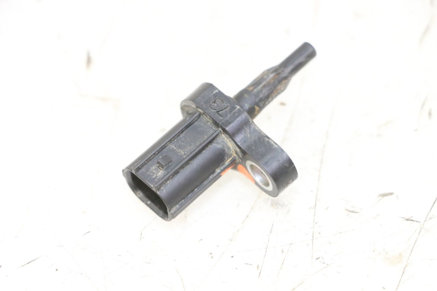 photo de SENSOR PRESION AIRE YAMAHA YZF YZ-F 450 (2014 - 2016) - Otra perspectiva