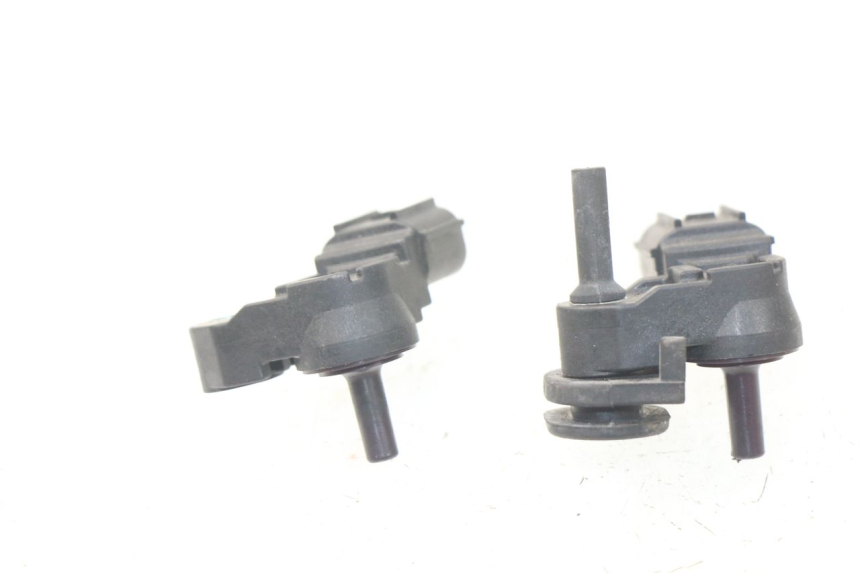 photo de SENSOR PRESION AIRE KAWASAKI Z Z900 900 (2017 - 2019) - Zoom estado de uso