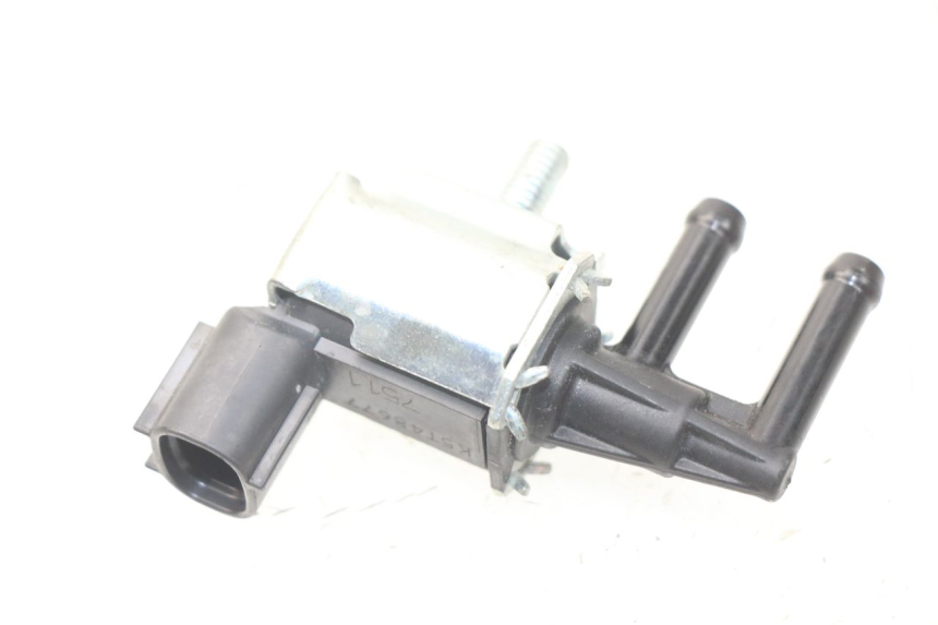 photo de SENSOR PRESION AIRE KAWASAKI Z Z900 900 (2017 - 2019) - Zoom estado de uso