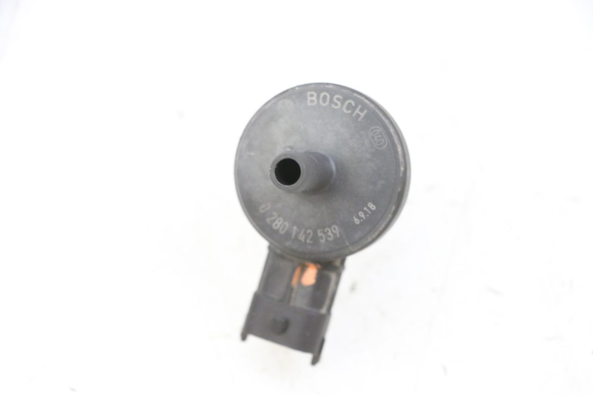 photo de SONDA PRESIÓN DE AIRE PIAGGIO ZIP 4T 50 (2018 - 2020) - Detalle de la pieza