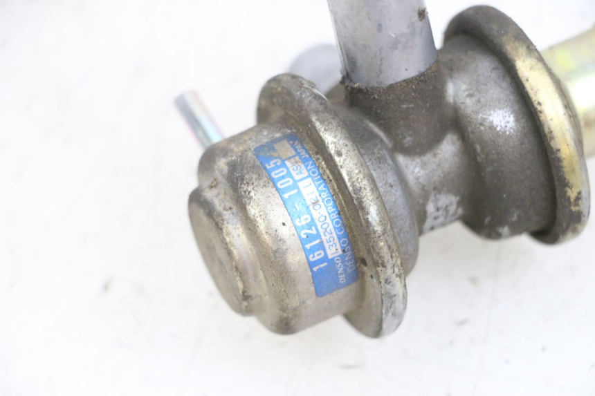 photo de SENSOR PRESION AIRE KAWASAKI ZR 7 750 (1999 - 2004) - Primer plano técnico