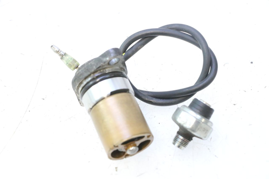 photo de SENSOR PRESION ACEITE SUZUKI BURGMAN EXECUTIVE ABS 650 (2006 - 2012) - Vista principal