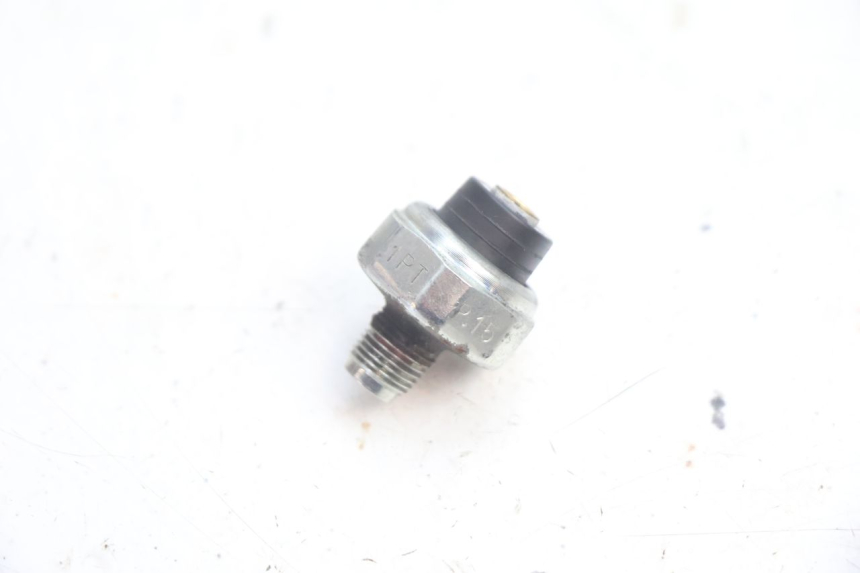photo de SENSOR PRESION ACEITE SUZUKI BURGMAN EXECUTIVE ABS 650 (2006 - 2012) - Detalle de la pieza