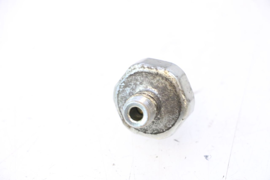 photo de SENSOR PRESION ACEITE KAWASAKI ER-6 ER6 N 650 (2005 - 2009) - Detalle de la pieza