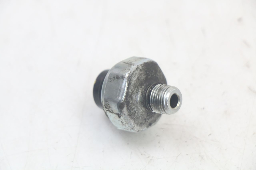 photo de FRENO SENSOR PRESION ACEITE HONDA FJS SILVERWING SILVER WING 600 (2001 - 2010) - Otra perspectiva