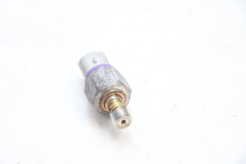 photo de SONDA PRESIÓN ACEITE FRENO PIAGGIO MP3 LT 400 (2007 - 2012) - Zoom estado de uso