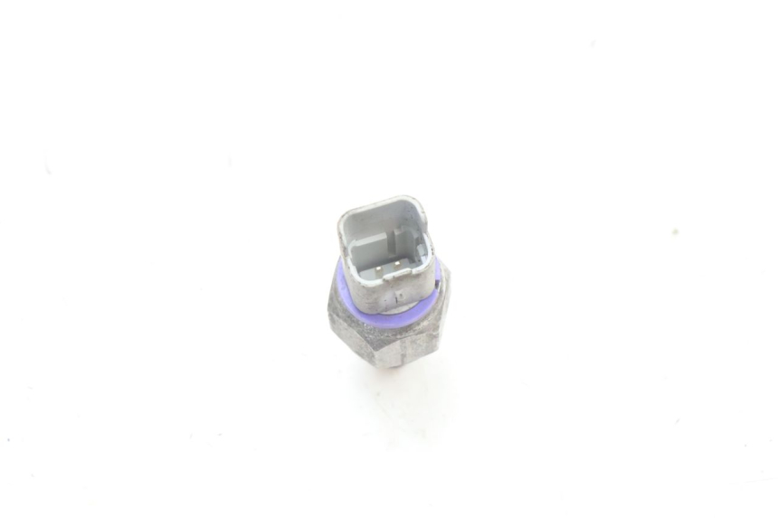 photo de FRENO SENSOR PRESION ACEITE PIAGGIO MP3 500 (2016 - 2018) - Otra perspectiva