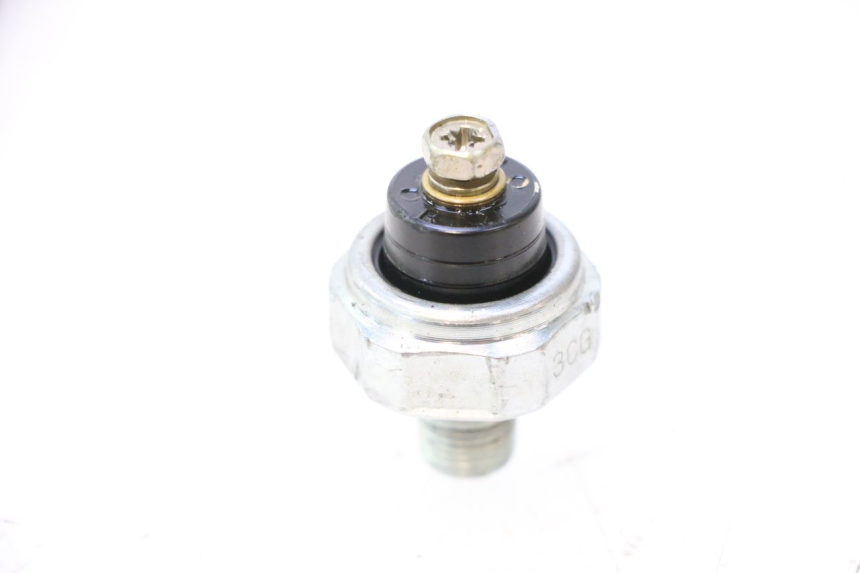 photo de SENSOR PRESION ACEITE SUZUKI GSF N BANDIT 1200 (2001 - 2005) - Vista principal