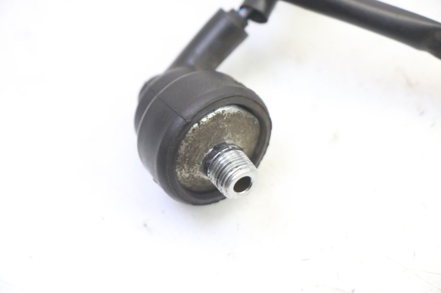 photo de SENSOR PRESION ACEITE HONDA NTV DEAUVILLE 650 (2001 - 2006) - Detalle de la pieza