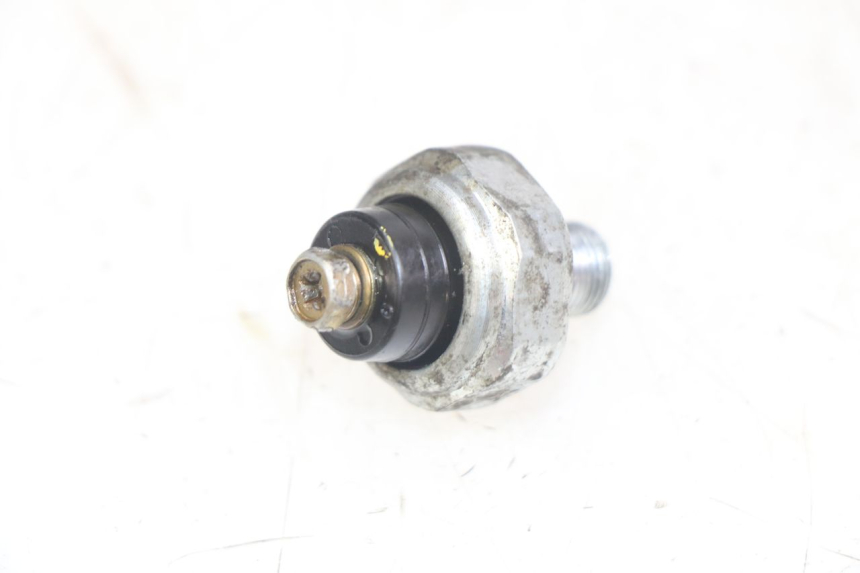 photo de SENSOR DE PRESIÓN DE ACEITE SUZUKI SV N 650 (1999 - 2002) - Vista principal