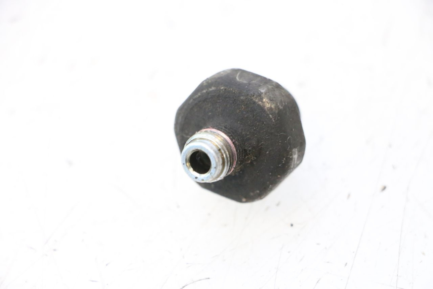 photo de SENSOR PRESION ACEITE SUZUKI SV S 650 (2003 - 2009) - Zoom estado de uso