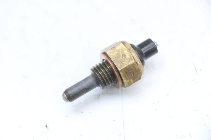 photo de SENSOR DE PRESIÓN DE ACEITE HONDA TRX 300 (1988 - 2000) - Detalle de la pieza