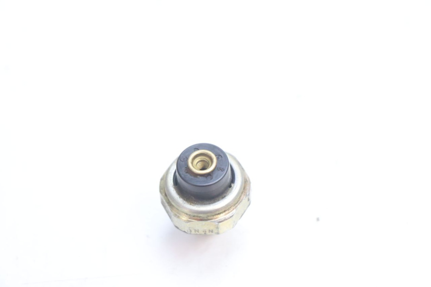 photo de SENSOR DE PRESIÓN DE ACEITE KAWASAKI ZX-6R ZX6R 600 (1995 - 1997) - Otra perspectiva