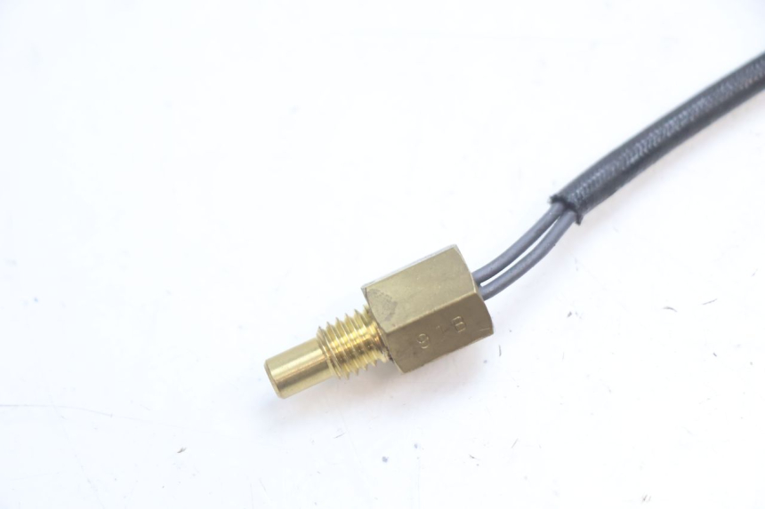 photo de SENSOR DE TEMPERATURA DEL MOTOR PEUGEOT KISBEE 2T 50 (2018 - 2022) - Detalle de la pieza