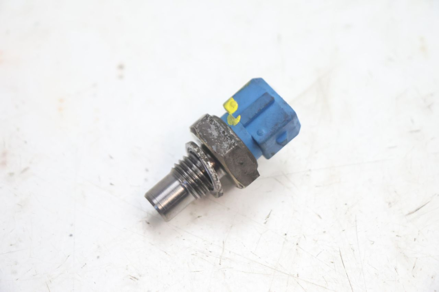 photo de SENSOR DE TEMPERATURA DEL MOTOR PIAGGIO ZIP 4T 50 (2018 - 2020) - Vista principal