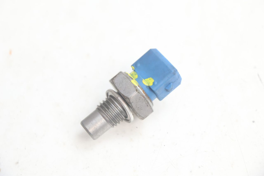 photo de SENSOR DE TEMPERATURA DEL MOTOR PIAGGIO ZIP IGET 4T 50 (2021 - 2023) - Vista principal