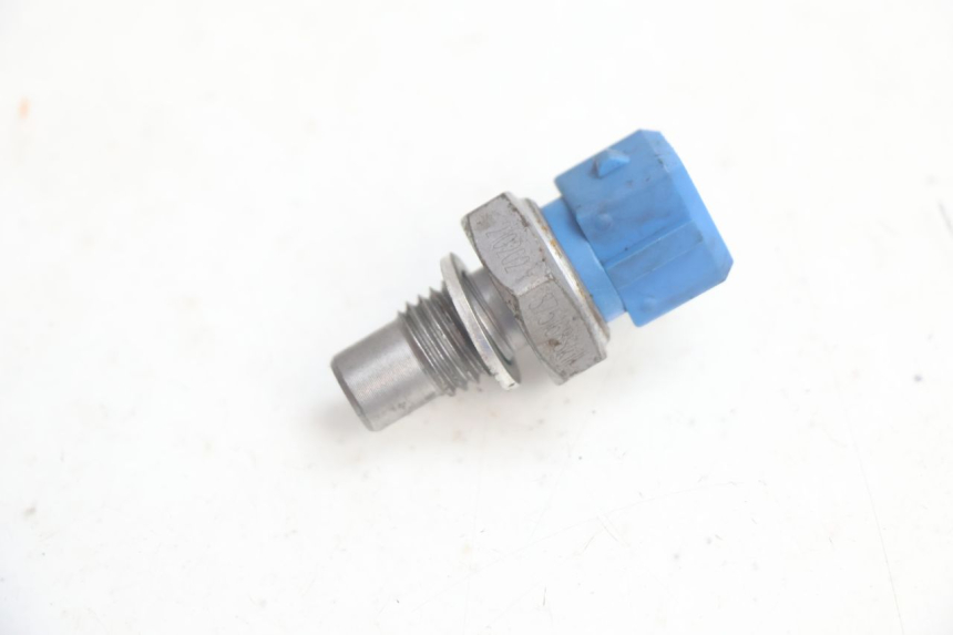 photo de SENSOR DE TEMPERATURA DEL MOTOR PIAGGIO ZIP IGET 4T 50 (2021 - 2023) - Detalle de la pieza