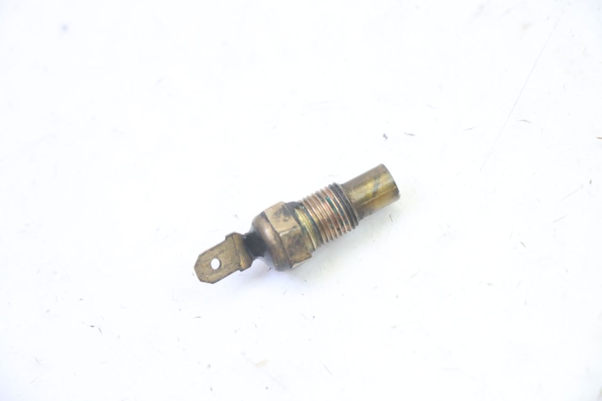 photo de SONDA DE TEMPERATURA DE AGUA SUZUKI BURGMAN 125 (2007 - 2014) - Zoom estado de uso