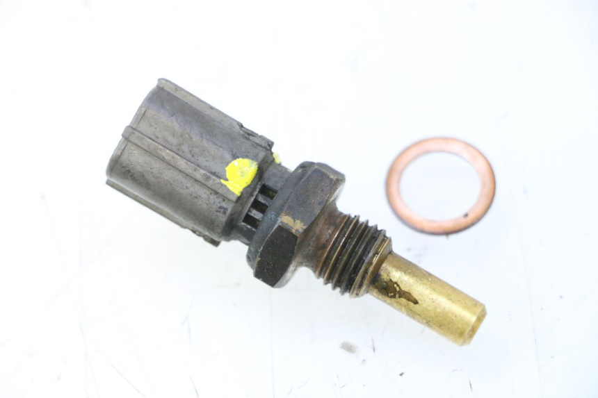 photo de SONDA DE TEMPERATURA DE AGUA SUZUKI BURGMAN 125 (2007 - 2014) - Detalle de la pieza