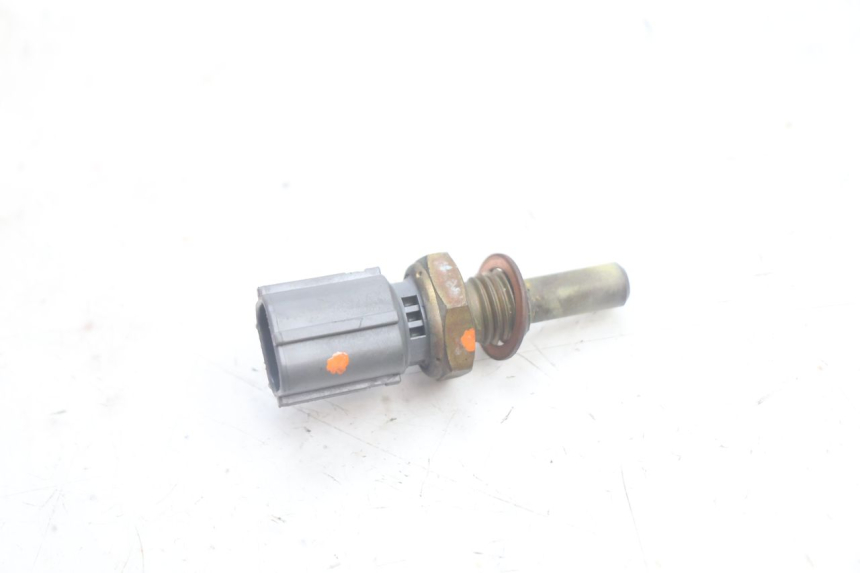 photo de SENSOR TEMPERATURA AGUA SUZUKI BURGMAN EXECUTIVE ABS 650 (2006 - 2012) - Detalle de la pieza